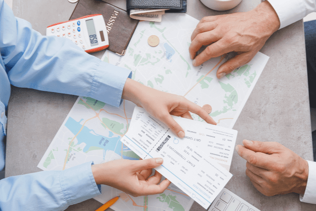 متطلبات الحصول على  تمديد تأشيرة خروج وعودة خارج المملكة